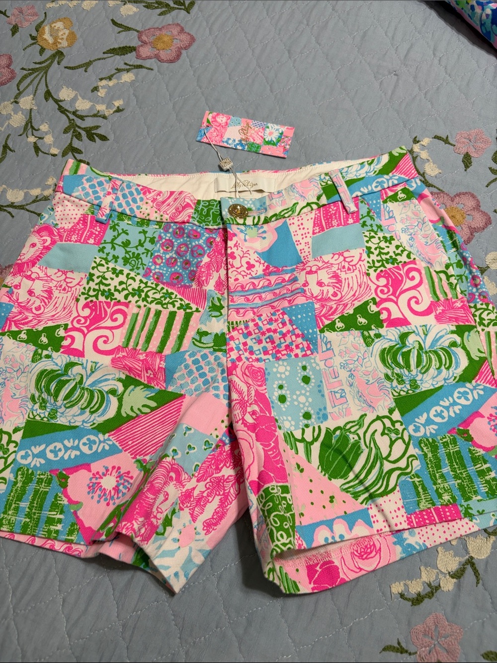 NWT Lilly Pulitzer Callahan Mid-Rise Shorts Crazy Quilt Style #015244 Size 0